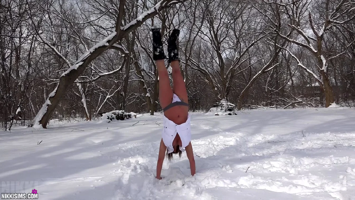 NikkiSims Snow Punishment Full XXX